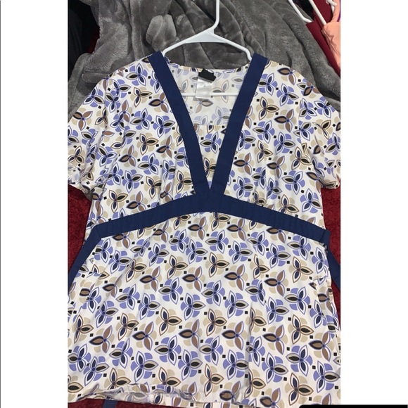 Scrub top - Picture 1 of 1